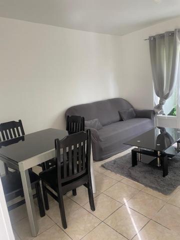 Petite Maison Frepillon Villa Esterno foto